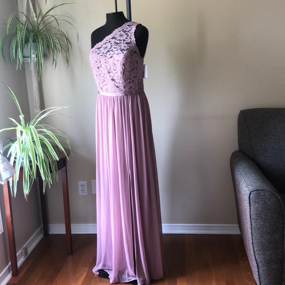 Beautiful David’s Bridal Gown